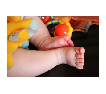 baby feet